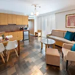Peridis Family Hotel de apartamente