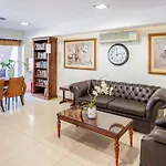 Peridis Family Hotel de apartamente 5*