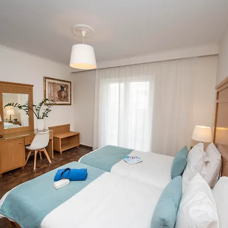 Aparthotel Peridis Family