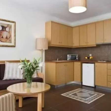 Hotel de apartamente Peridis Family