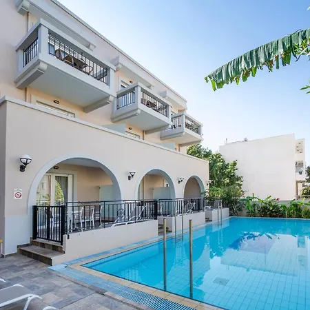 شقة فندقية Peridis Family 5*