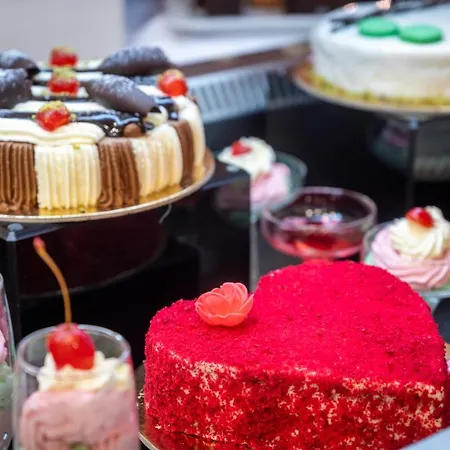 Peridis Family بلدة كوس