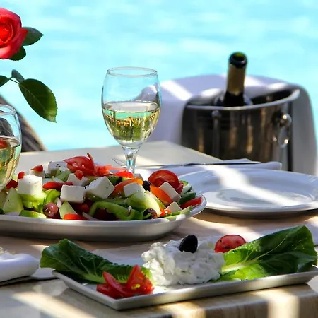 Apart Otel Peridis Family İstanköy