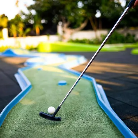 Peridis Family Apartmanhotel