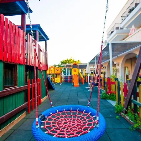 Apartmanhotel Peridis Family