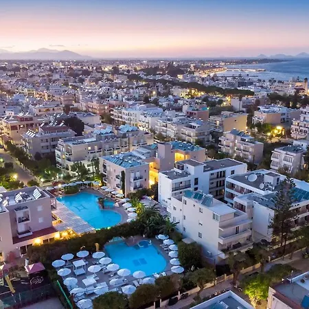 Apartmanhotel Peridis Family