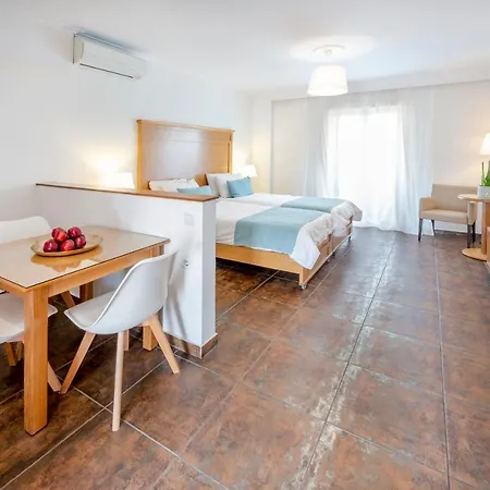 Peridis Family Apartmanhotel