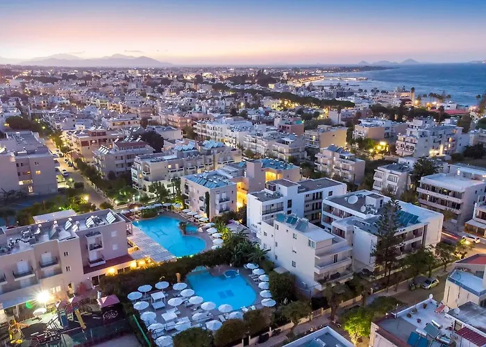 Aparthotel Peridis Family