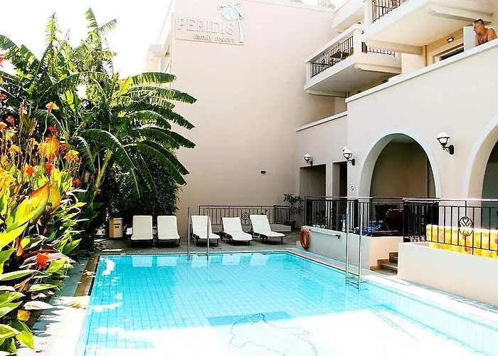 Lägenhetshotell Peridis Family