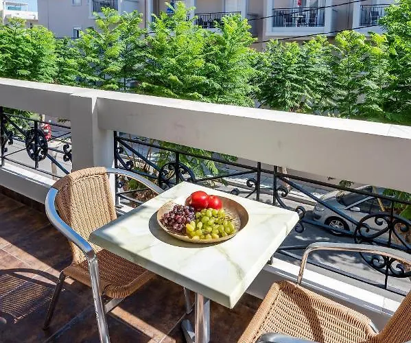 Peridis Family Lägenhetshotell 5*